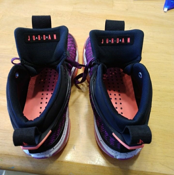 Jordan 36 - Picture 2 of 4